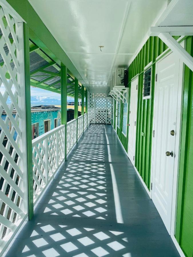 Blue Sky Rentals Utila Exterior foto